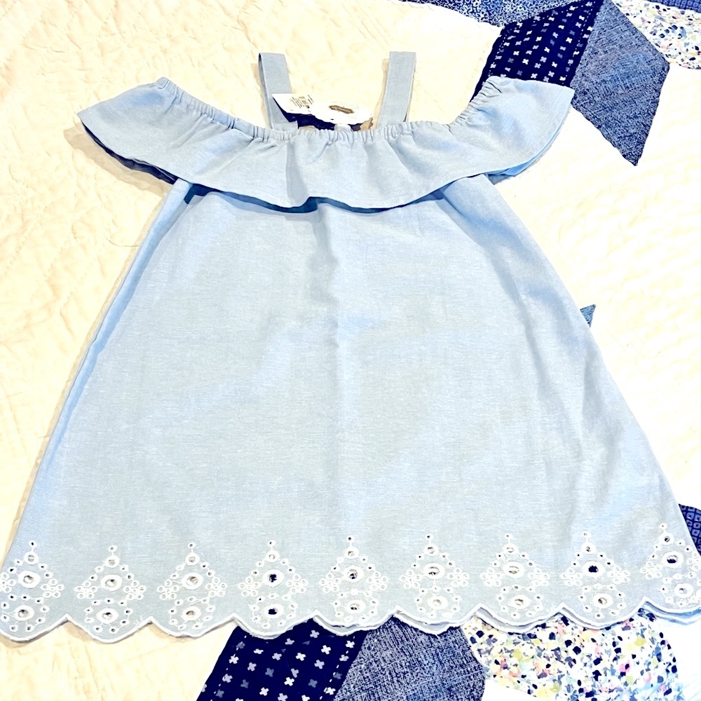 NWT Mudpie chambray off the shoulder eyelet hem Dress, size 2T